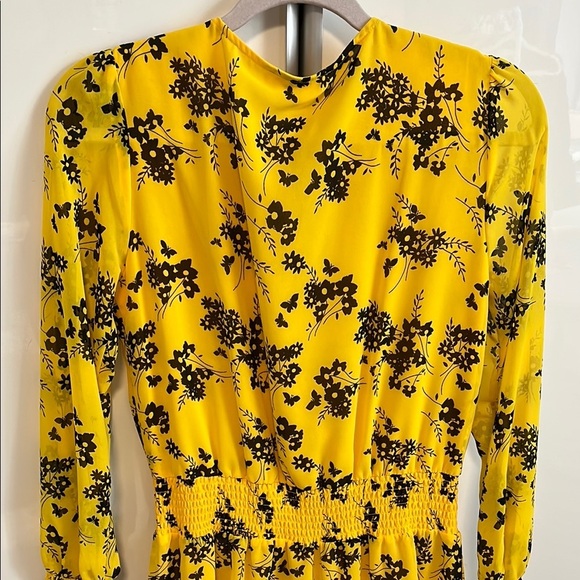 MICHAEL KORS NWOT Floral V Neck Yellow Ruffle Lined Dress, Size M - Picture 9 of 14